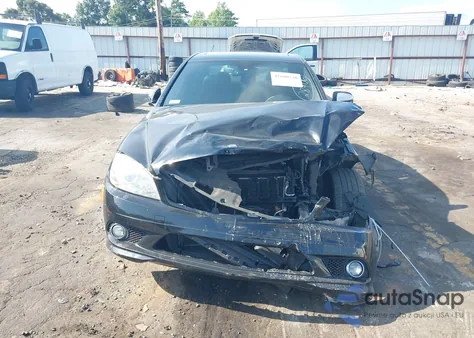 2008 Mercedes-Benz C 300 Luxury/Sport z USA, uszkodzony, nr VIN WDDGF54X88F045834